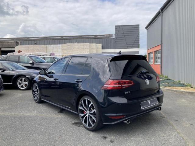 Volkswagen Golf image 8