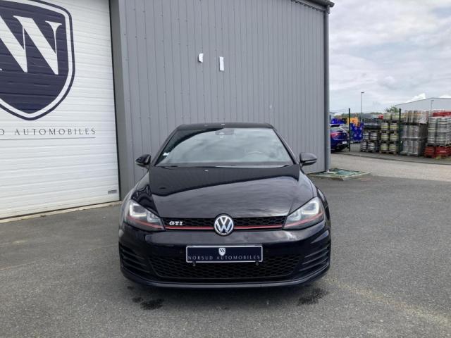 Volkswagen Golf image 6