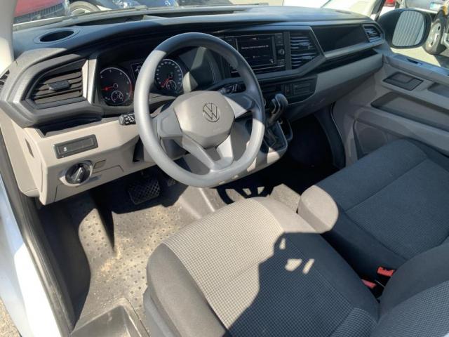 Volkswagen Transporter image 4