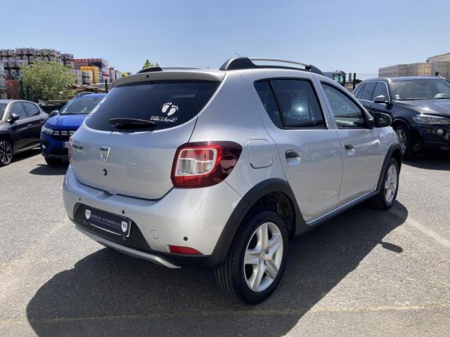 Dacia Sandero image 2