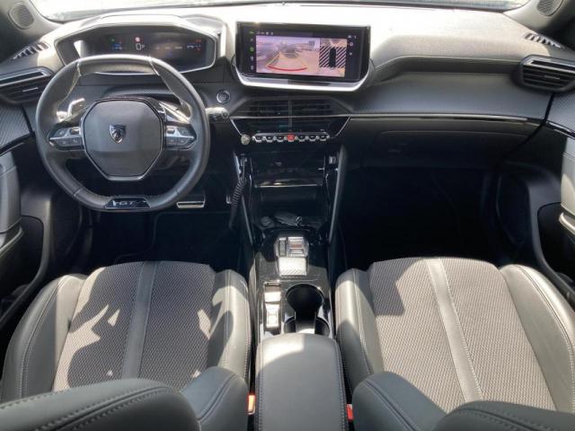 Peugeot 2008 image 3
