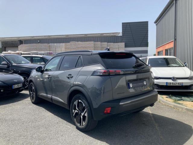 Peugeot 2008 image 1