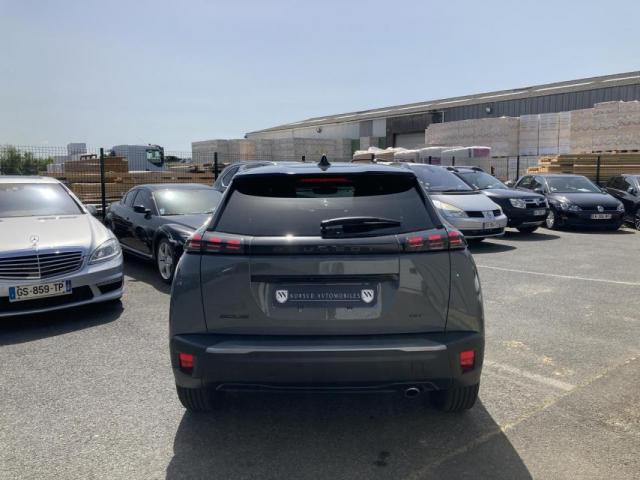 Peugeot 2008 image 2
