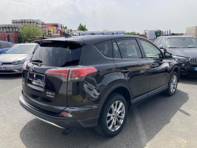 Toyota Rav4 image 2