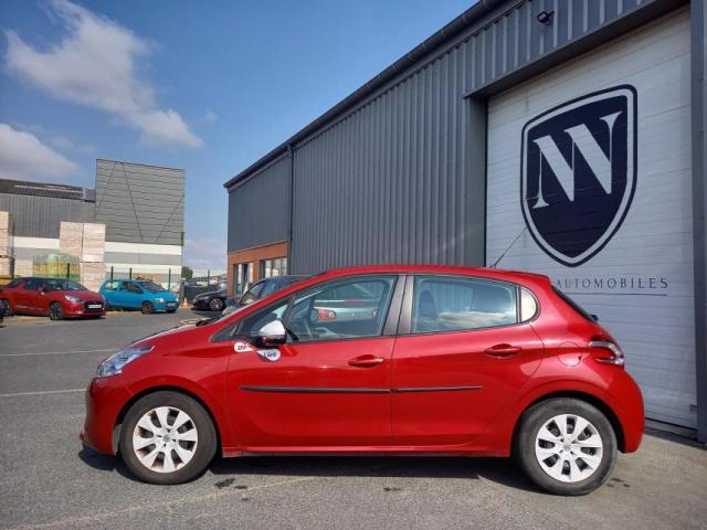 Peugeot 208 image 6
