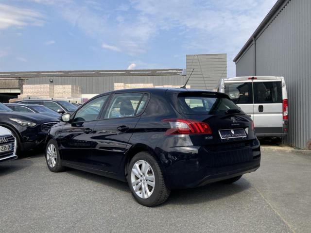 Peugeot 308 image 2