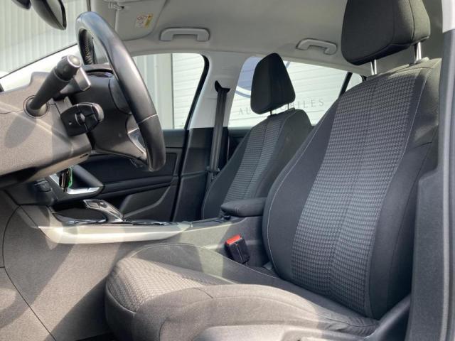 Peugeot 308 image 1