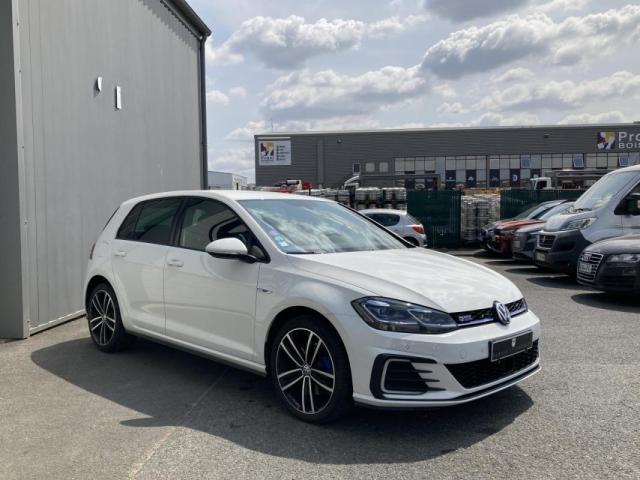 Volkswagen Golf image 5