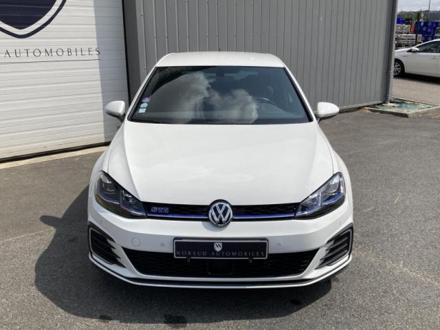 Volkswagen Golf image 8