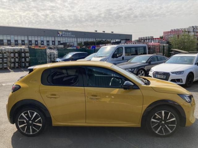 Peugeot 208 image 7