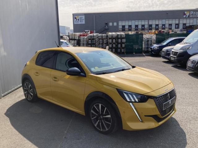 Peugeot 208 image 3