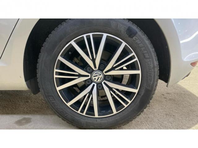 Volkswagen Golf image 3