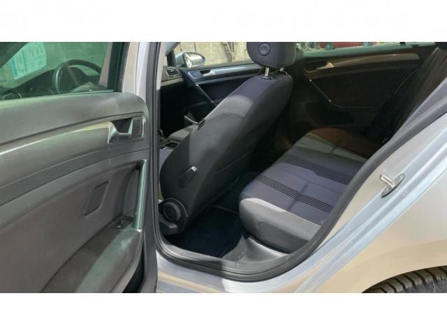 Volkswagen Golf image 8