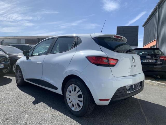 Renault Clio image 8