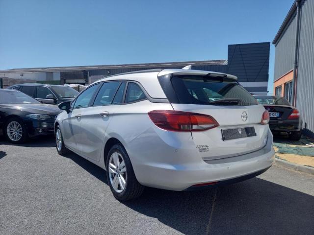 Opel Astra image 9