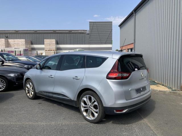 Renault Grand Scénic image 9