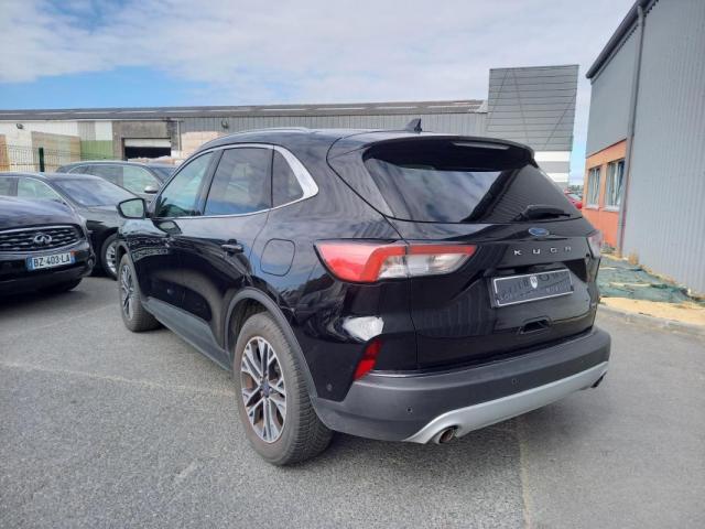 Ford Kuga image 9