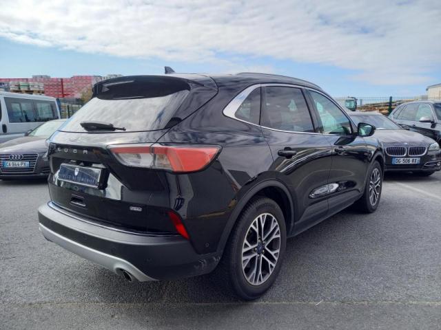 Ford Kuga image 5