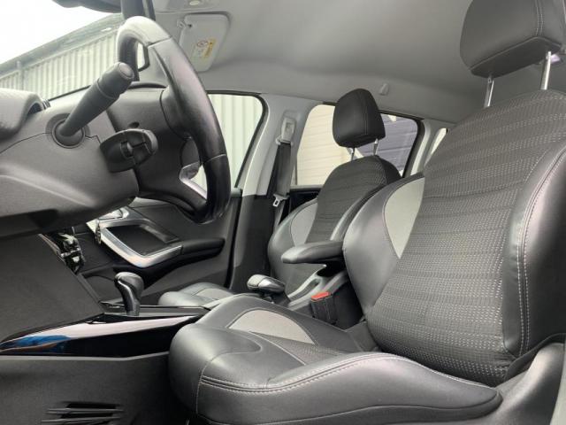 Peugeot 2008 image 1