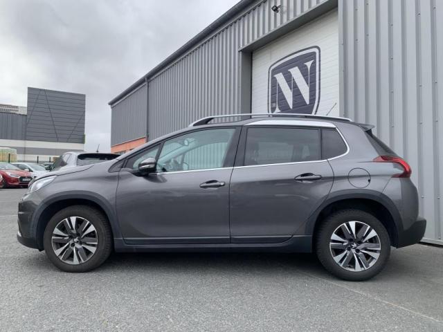 Peugeot 2008 image 3