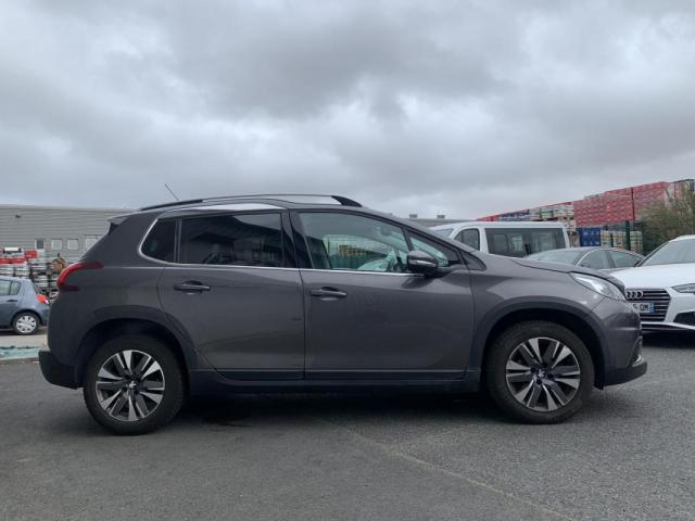 Peugeot 2008 image 6