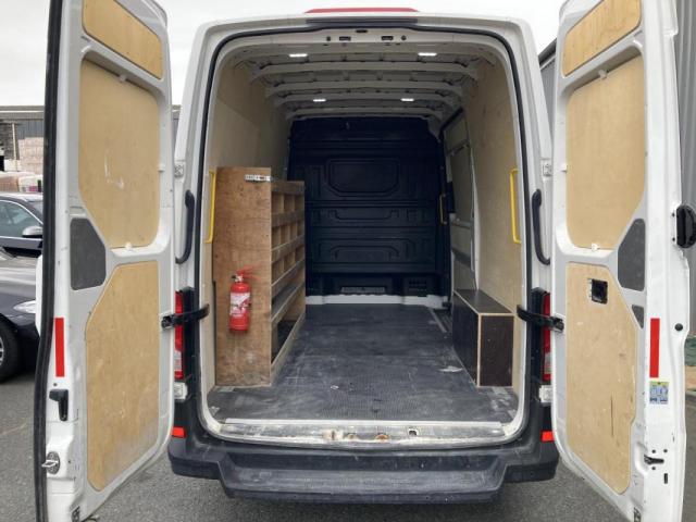 Volkswagen Crafter image 6