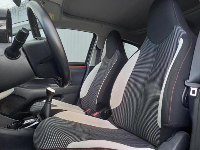 Peugeot 108 image 9