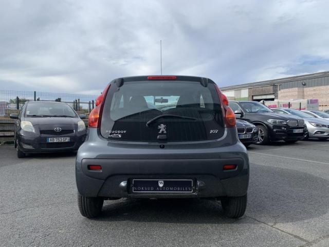 Peugeot 107 image 1
