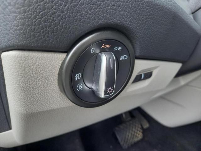 Volkswagen Transporter image 3