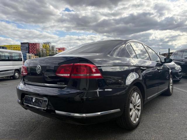 Volkswagen Passat image 7
