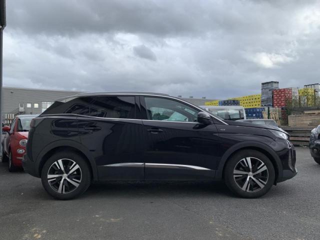 Peugeot 3008 image 2