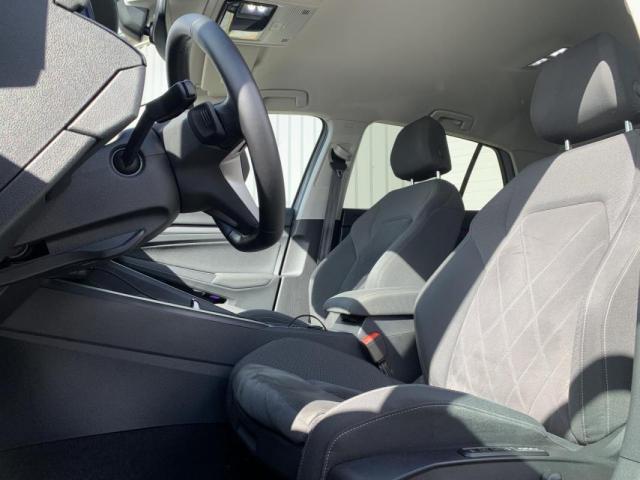 Volkswagen Golf image 7