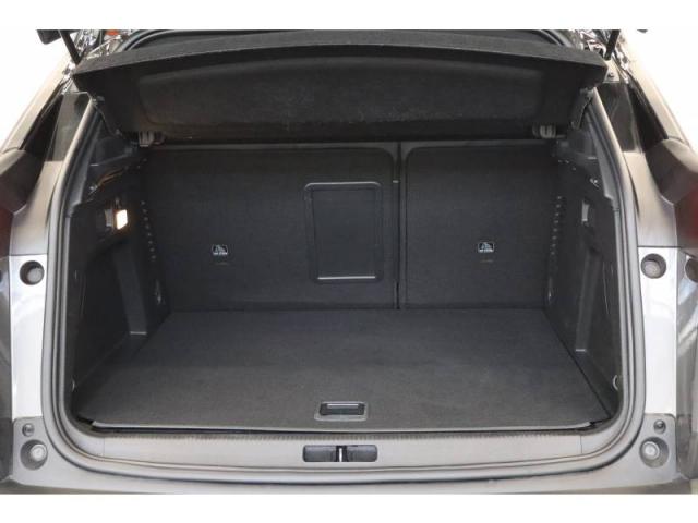 Peugeot 3008 image 3
