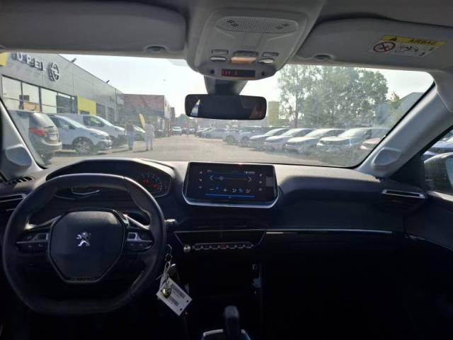 Peugeot 208 image 4