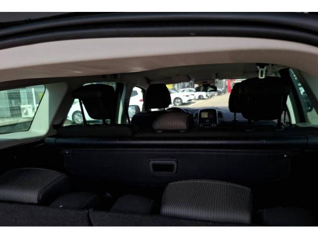 Renault Grand Scénic image 2