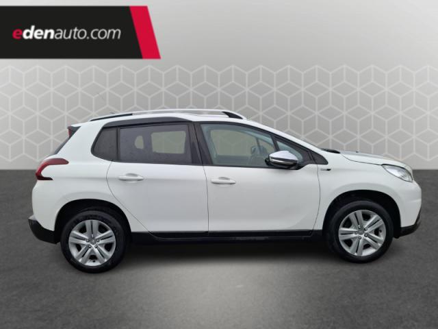 Peugeot 2008 image 2