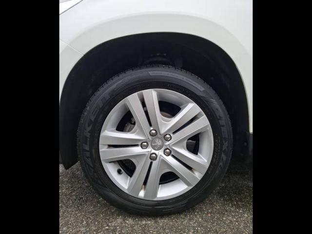 Peugeot 2008 image 9