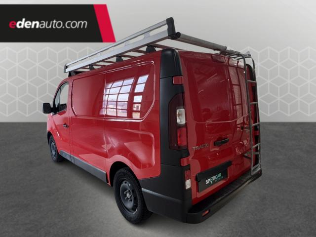 Renault Trafic image 2