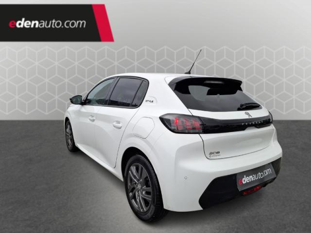 Peugeot 208 image 1