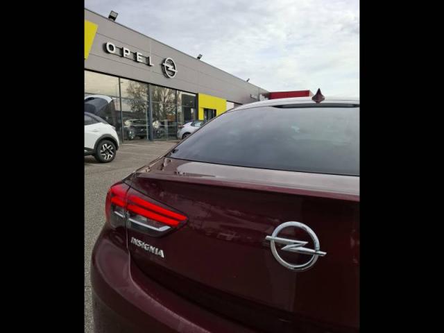 Opel Insignia image 2