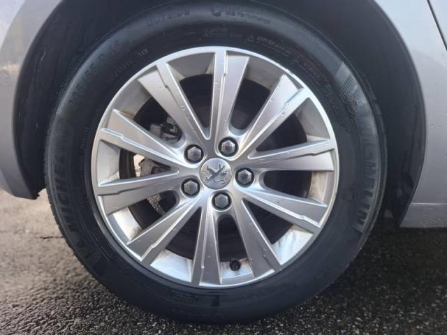 Peugeot 308 image 3