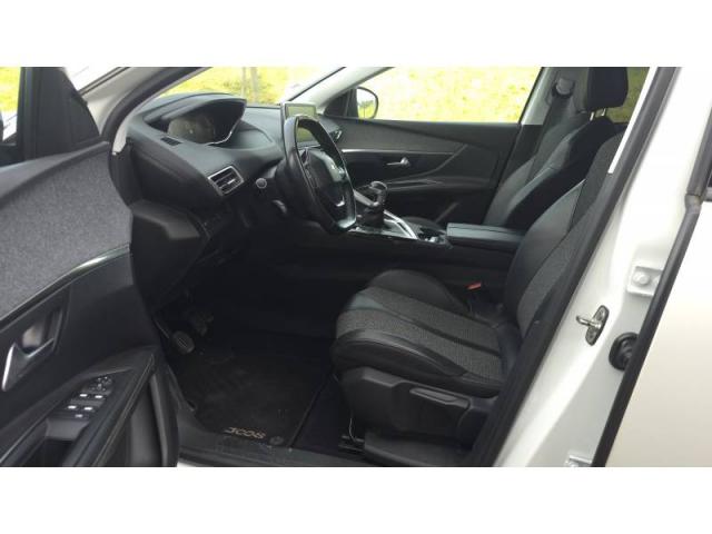 Peugeot 3008 image 7