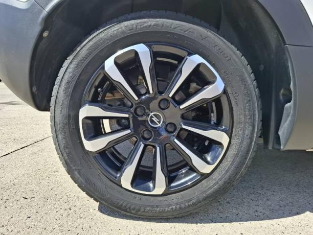 Opel Crossland image 1