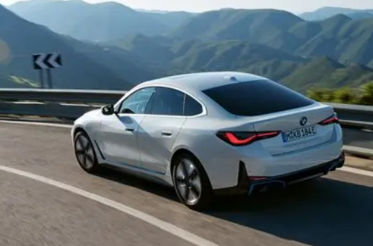 BMW I4
