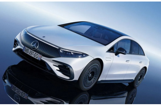 MERCEDES BENZ EQS