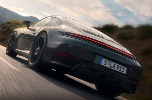 PORSCHE 911 COUPE