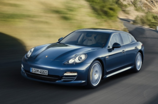 PORSCHE PANAMERA