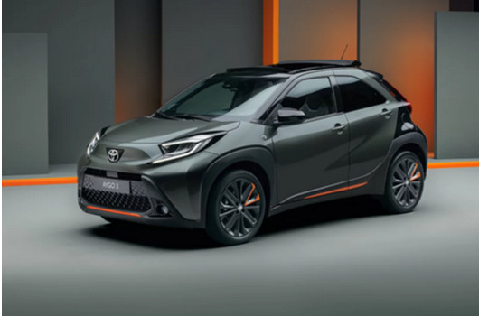 TOYOTA AYGO X
