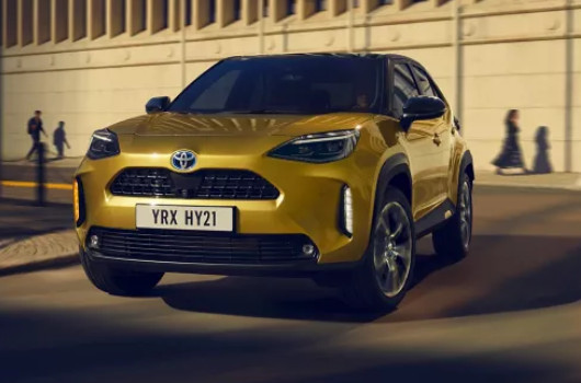 TOYOTA YARIS CROSS