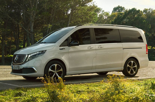 Mercedes Benz Eqv